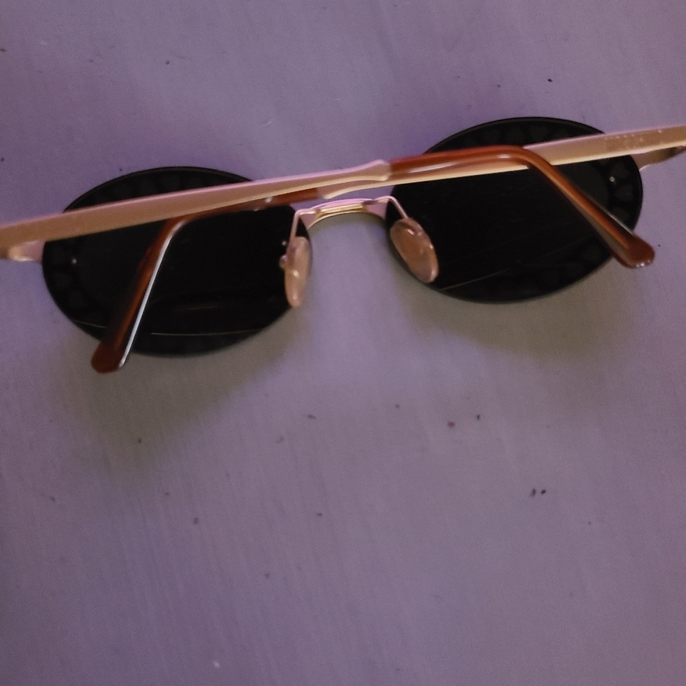 Trendy fashion vogue sunglasses Hp🔥🔥🔥🔥 - Picture 6 of 7
